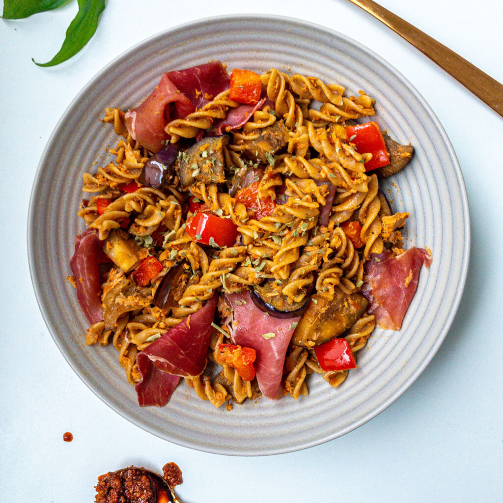 Parma ham pasta
