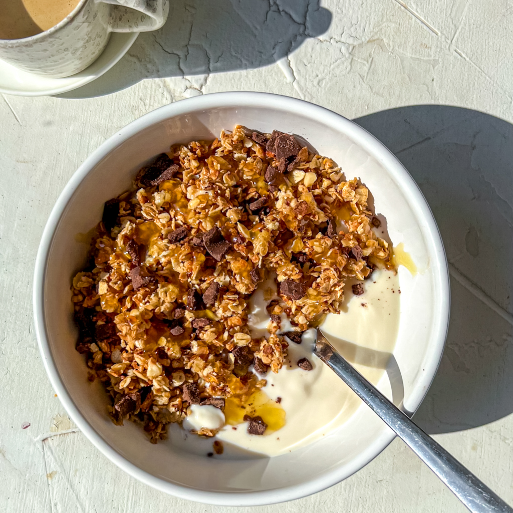 5-minute Pan-baked Granola - Eva Koper
