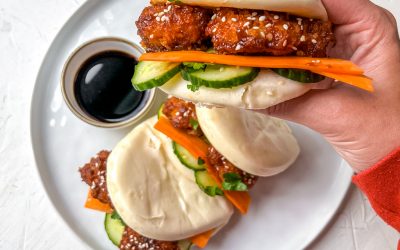 Crispy Chicken Bao Buns